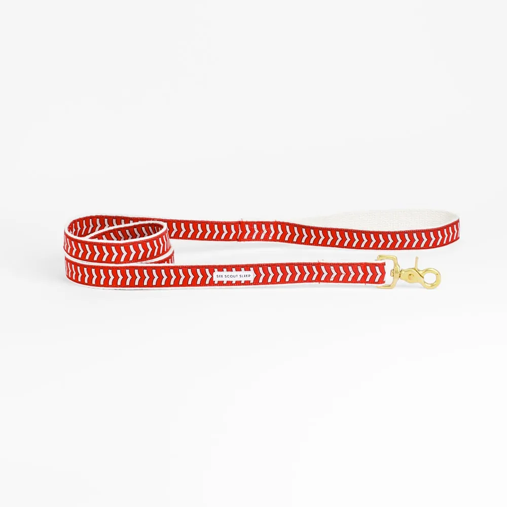 Chef l'Bark Dog Leash: Fire Red Cream