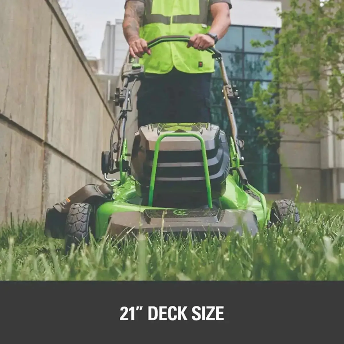 Greenworks 21" Brushless Push Mower with 5AH Battery & 8A Dual Port Charger