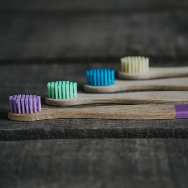 Kids' bamboo toothbrush (pack of 4)