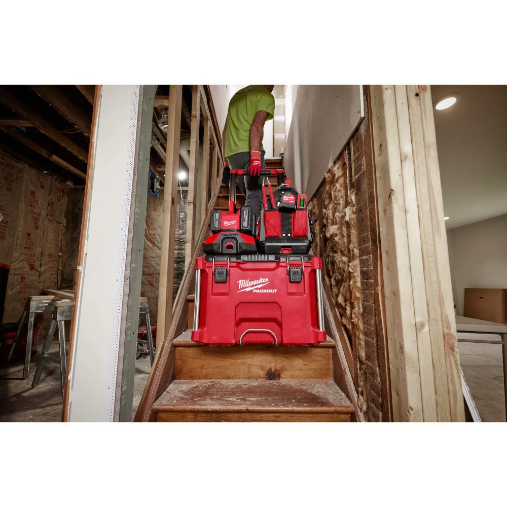 Milwaukee M18 Packout Six Bay Rapid Charger